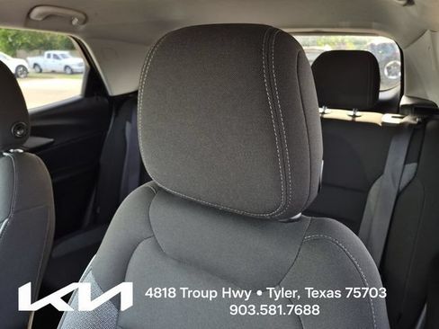 Used 2022 Chevrolet TrailBlazer LT FWD image 20