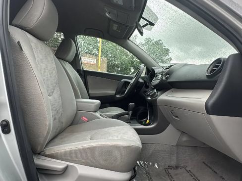 Used 2012 Toyota RAV4 4WD w/ Value Pkg image 24