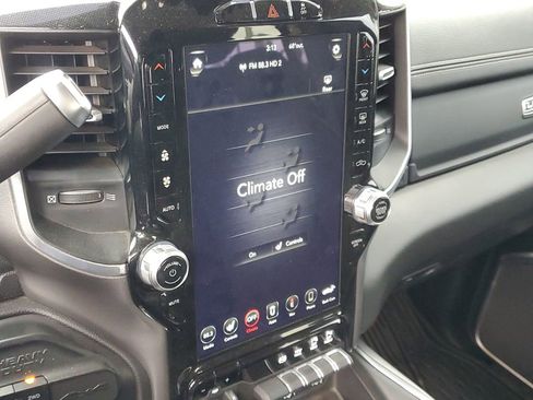 Used 2021 RAM 3500 Laramie image 20