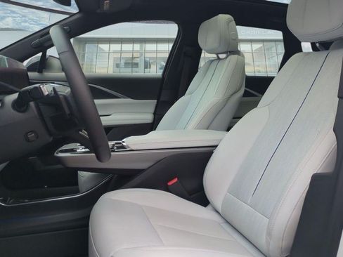 Certified 2024 Cadillac Lyriq Sport AWD/4WD image 22