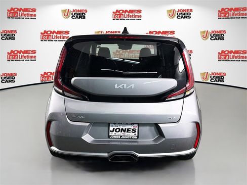 Used 2023 Kia Soul GT-Line image 16
