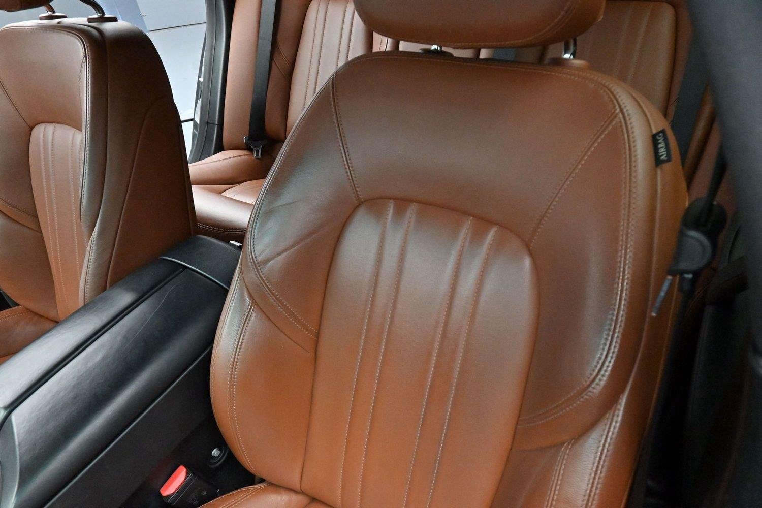 Used 2015 Maserati Ghibli RWD image 14