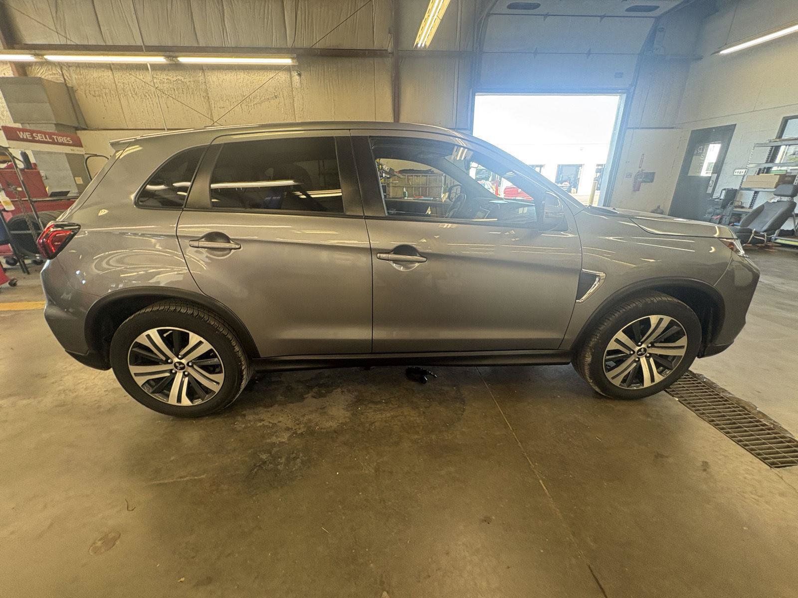 Used 2024 Mitsubishi Outlander Sport AWD image 29