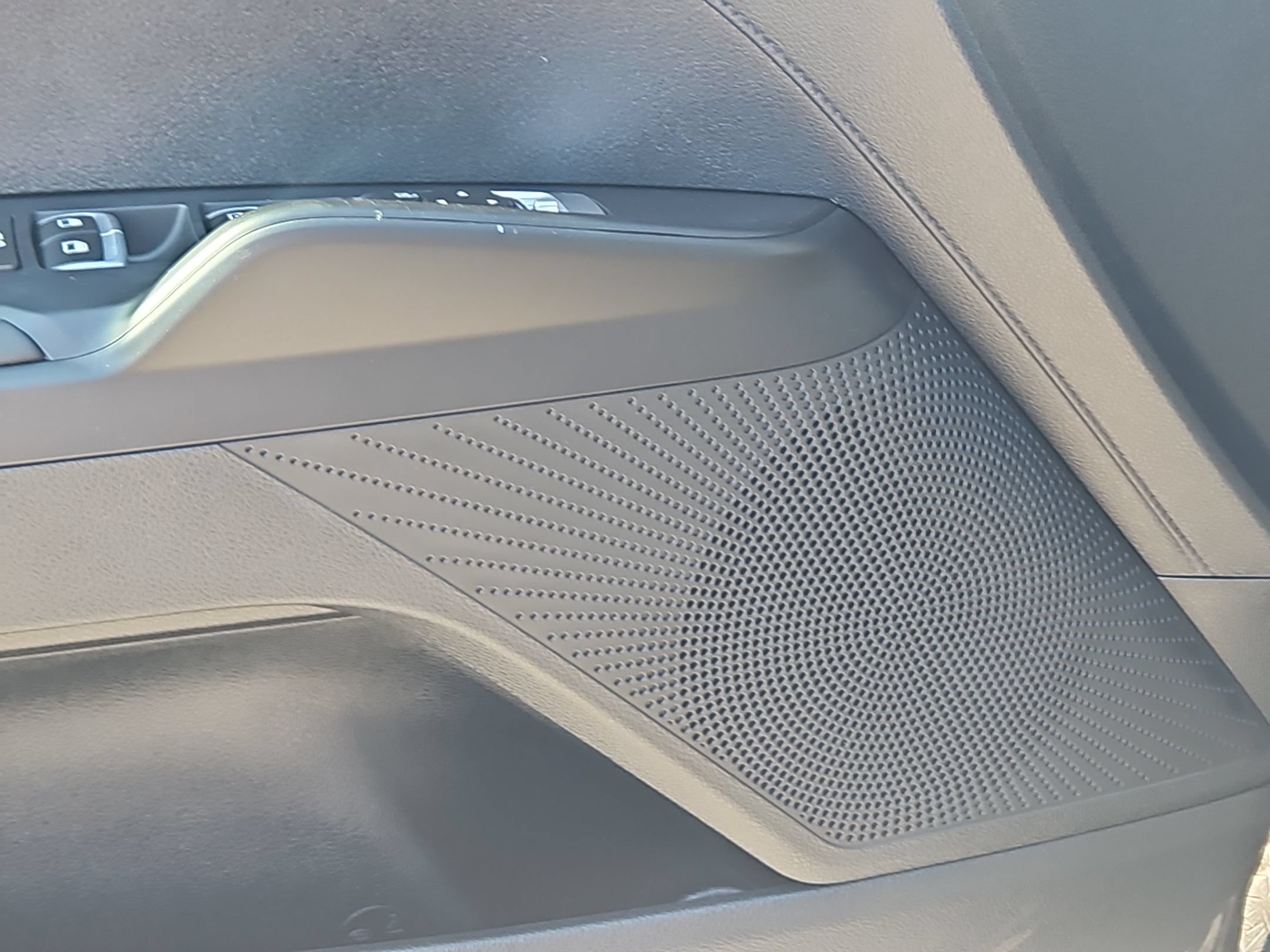 New 2026 Kia K5 LXS FWD image 17