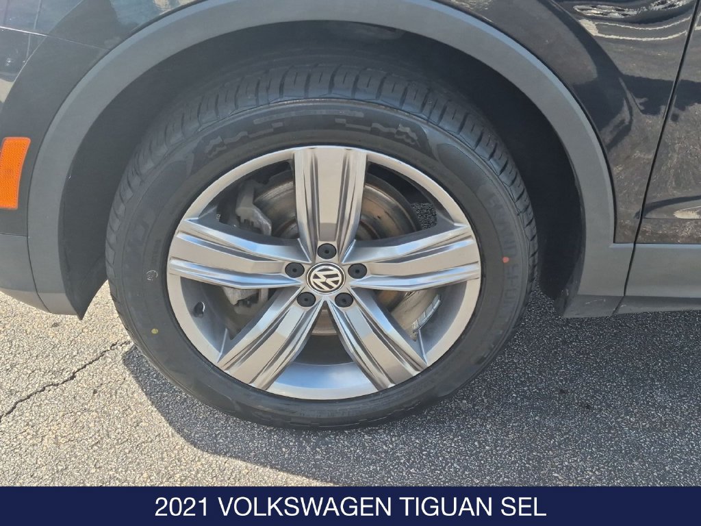 Used 2021 Volkswagen Tiguan SEL AWD/4WD image 10