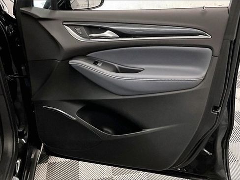 Used 2023 Buick Enclave Essence w/ Experience Buick Package image 19