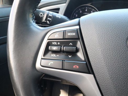 Used 2018 Hyundai Elantra Value Edition FWD image 26
