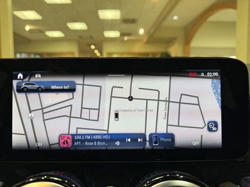 Certified 2025 Mercedes-Benz GLB 250 image 12