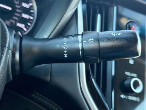 Used 2022 Subaru Legacy Limited image 27