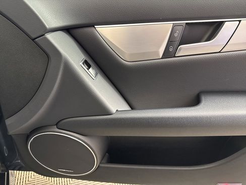 Used 2013 Mercedes-Benz C 300 4MATIC Sedan image 14