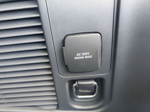 New 2026 Lincoln Navigator Reserve AWD/4WD image 33