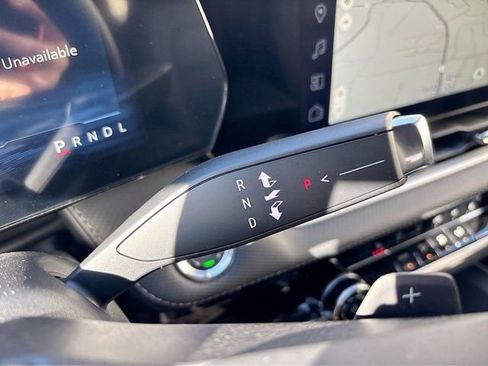 New 2026 Chevrolet Equinox LT w/ Convenience Package II image 12