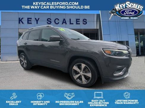 Used 2019 Jeep Cherokee Limited FWD image 1