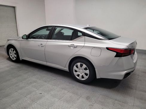 Used 2019 Nissan Altima 2.5 S FWD image 3