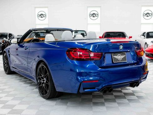Used 2020 BMW M4 Convertible w/ Competition Package RWD image 9