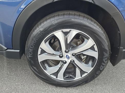 Used 2022 Subaru Outback Limited image 12