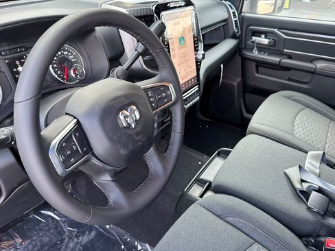 New 2026 RAM 3500 Big Horn AWD/4WD image 9