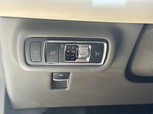 Used 2024 Lincoln Nautilus Reserve AWD/4WD image 20