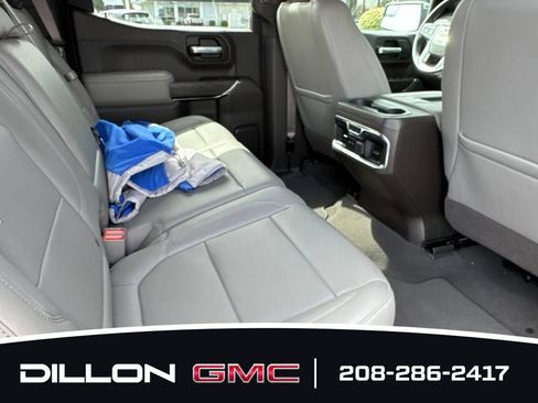 Used 2021 GMC Sierra 1500 SLT w/ SLT Premium Package AWD/4WD image 24