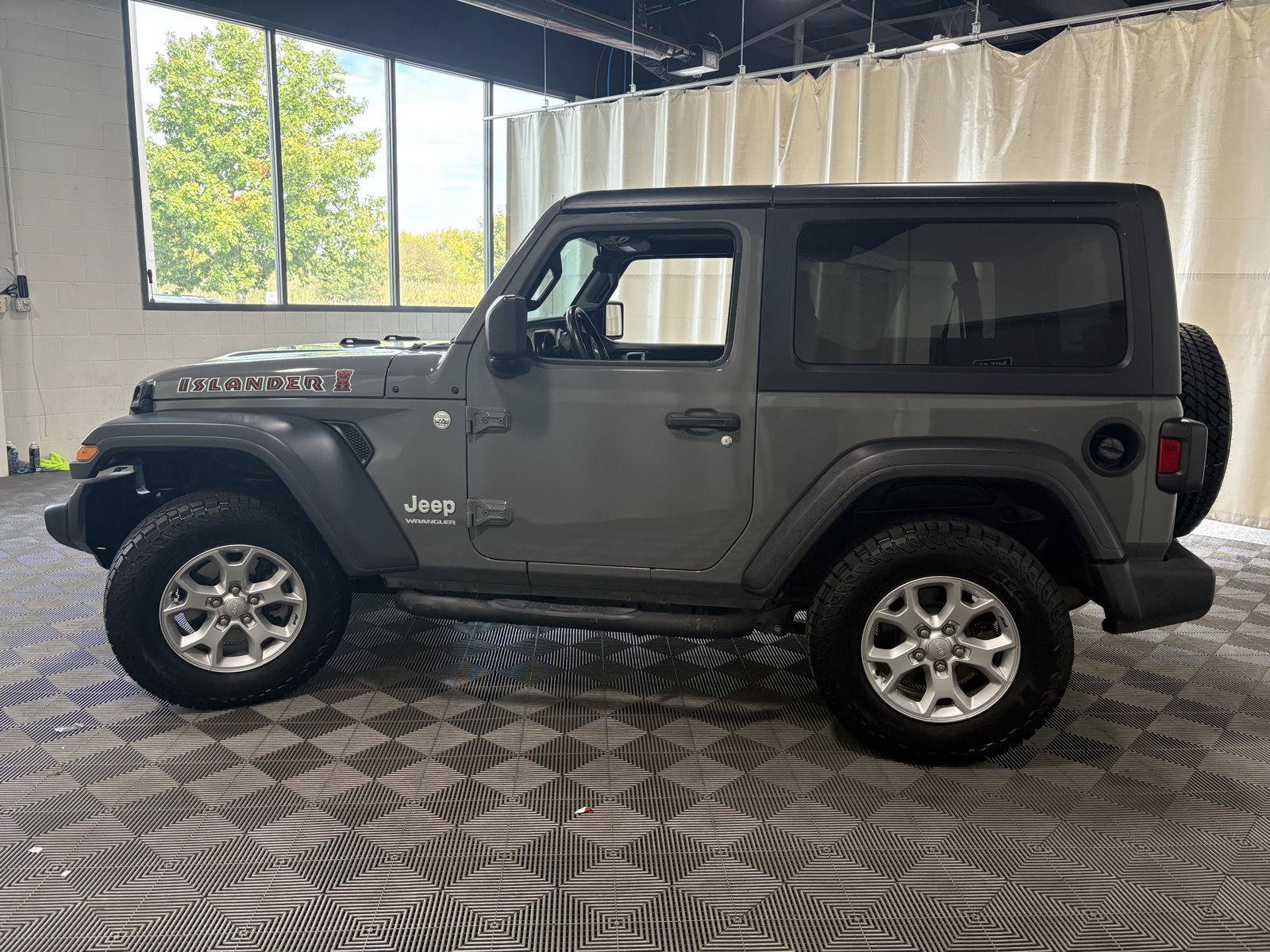Used 2021 Jeep Wrangler Sport AWD/4WD image 8