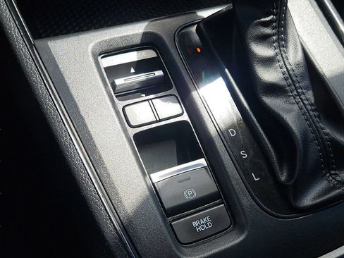 Certified 2024 Honda CR-V EX image 17
