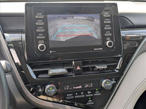 Used 2023 Toyota Camry SE FWD image 15