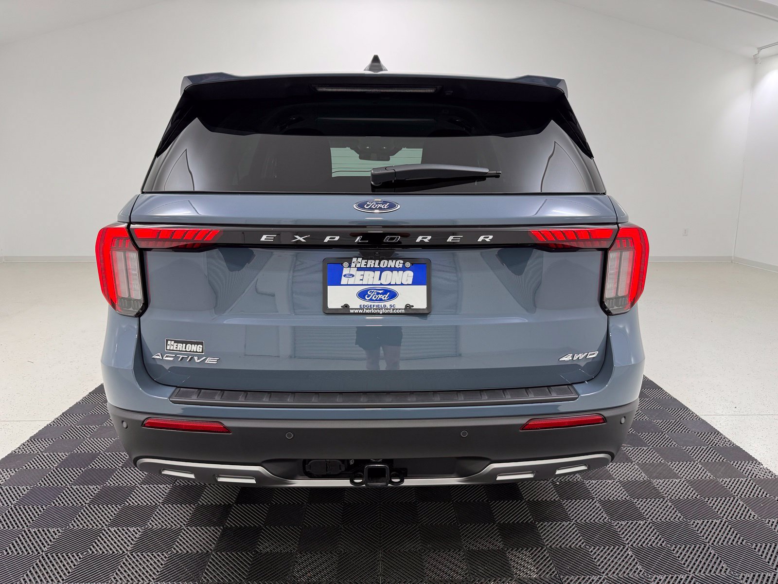 New 2026 Ford Explorer Active w/ Active Comfort Package AWD/4WD image 5