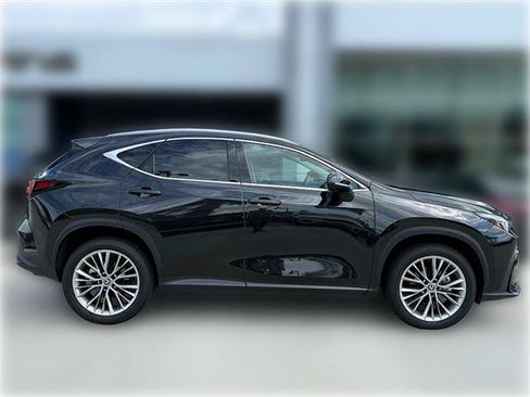 Used 2025 Lexus NX 350 AWD w/ Premium Package image 11