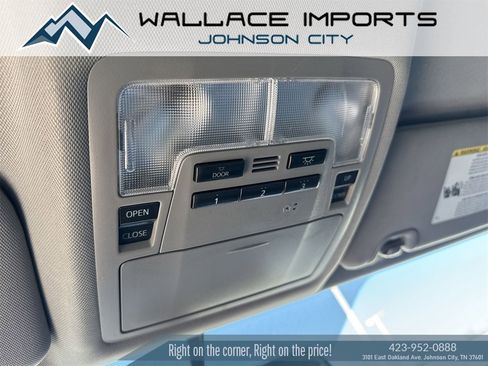 Used 2016 Toyota Highlander XLE image 16