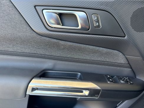 New 2025 Ford Mustang Coupe image 10