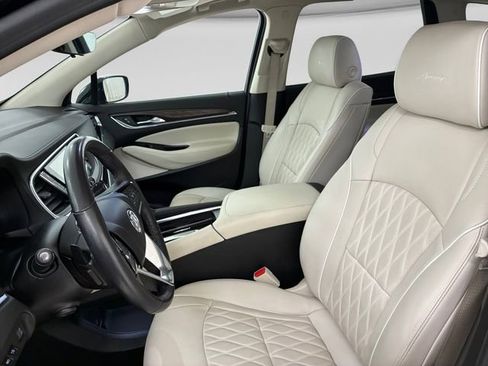 Used 2024 Buick Enclave Avenir w/ Avenir Technology Package image 12