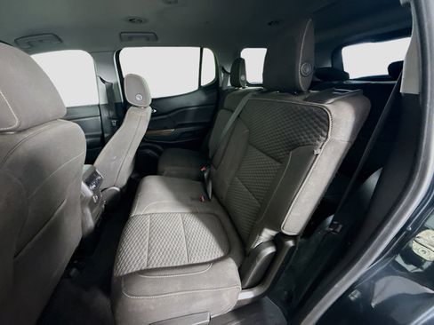 Used 2019 GMC Acadia SLE image 25