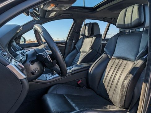 Used 2016 BMW M5 w/ Premium Package image 15