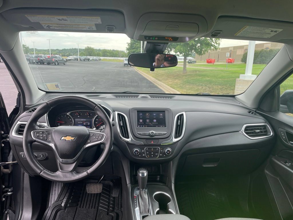 Used 2020 Chevrolet Equinox LT AWD/4WD image 11