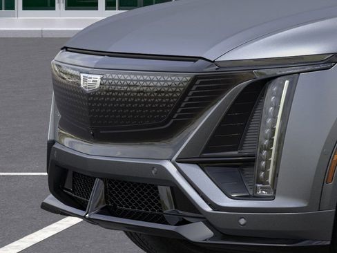 New 2026 Cadillac Lyriq V image 13