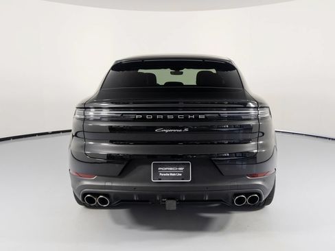 Certified 2025 Porsche Cayenne S AWD/4WD image 10