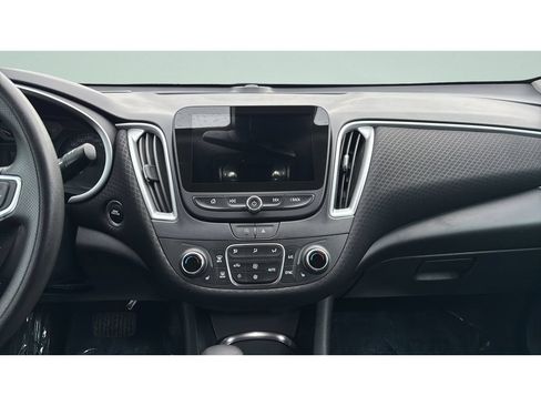 Used 2024 Chevrolet Malibu LT FWD image 9