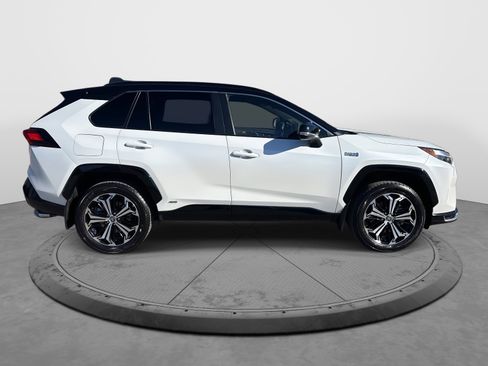 Used 2023 Toyota RAV4 XSE image 9