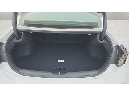 Certified 2026 Hyundai Sonata SEL FWD image 9