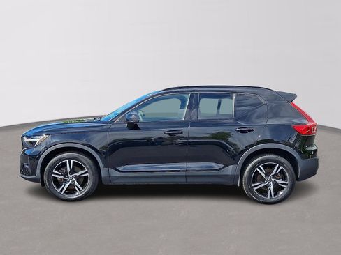 Used 2023 Volvo XC40 B5 Plus w/ Climate Package AWD/4WD image 7