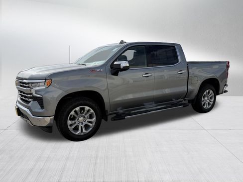 Used 2025 Chevrolet Silverado 1500 LTZ w/ LTZ Premium Package AWD/4WD image 3