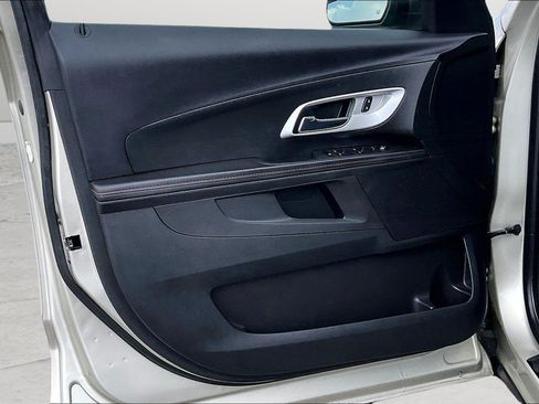 Used 2014 Chevrolet Equinox LT w/ Driver Convenience Package FWD image 17