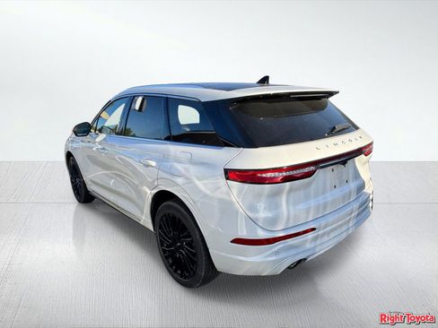Used 2021 Lincoln Corsair Reserve AWD/4WD image 3