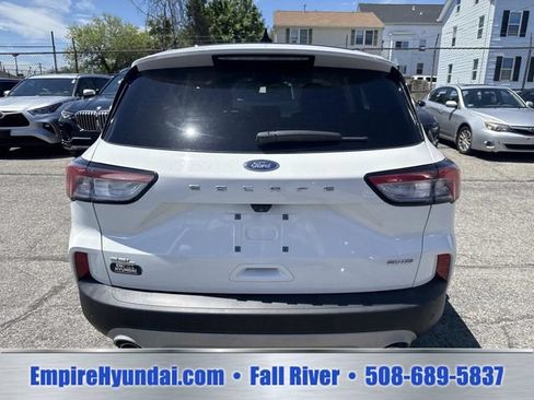 Used 2021 Ford Escape SEL w/ Technology Package AWD/4WD image 4