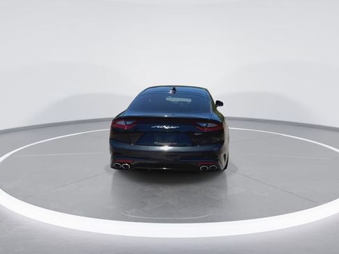 Used 2019 Kia Stinger GT1 AWD/4WD image 10