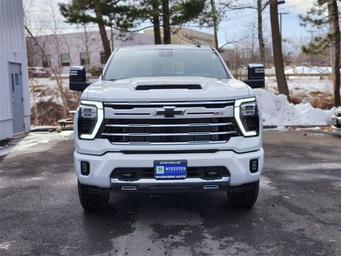 New 2026 Chevrolet Silverado 3500 LT w/ Z71 Chrome Sport Edition image 8