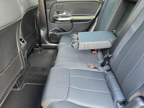 New 2026 Mercedes-Benz GLB 250 4MATIC image 28