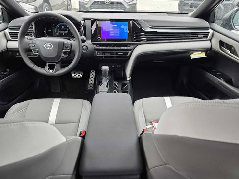 Certified 2025 Toyota Camry LE image 18