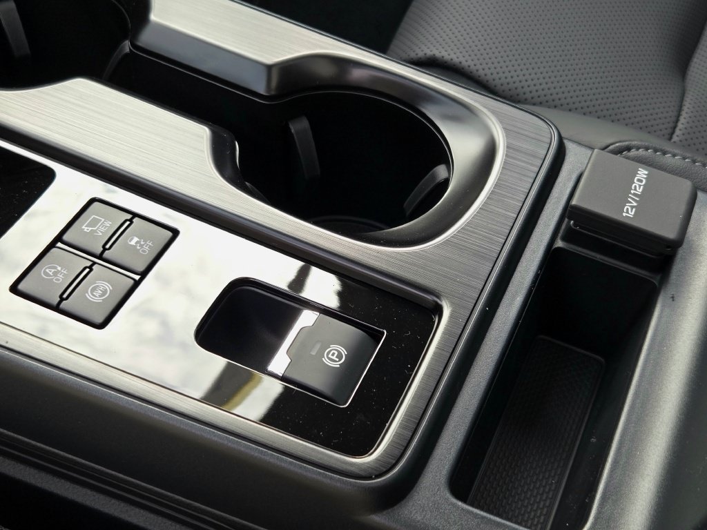 New 2026 Subaru Outback Touring AWD/4WD image 38