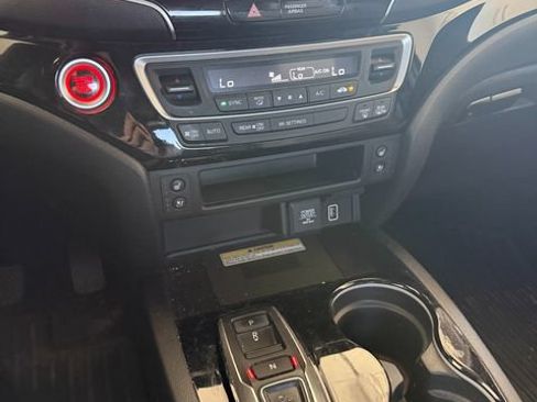 Used 2019 Honda Passport Elite image 11